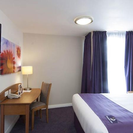 Premier Inn Liverpool Albert Dock ภายนอก รูปภาพ