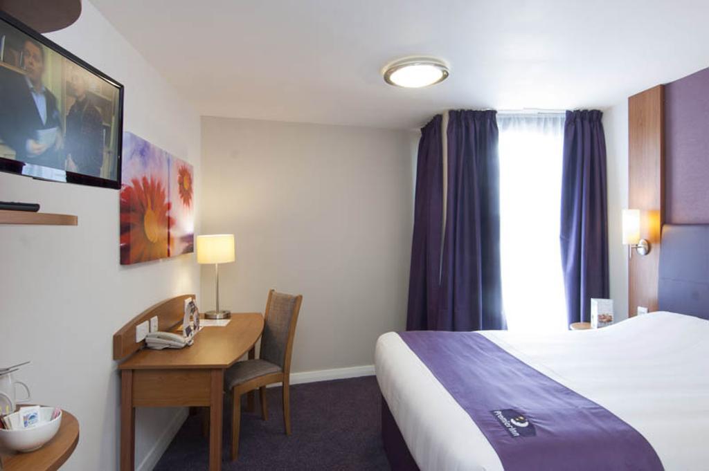Premier Inn Liverpool Albert Dock ภายนอก รูปภาพ